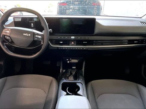 Used 2025 Kia K4 FWD image 6
