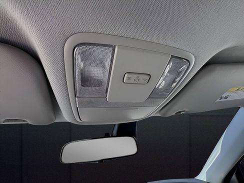 Used 2023 Kia Soul LX w/ LX Technology Package image 17