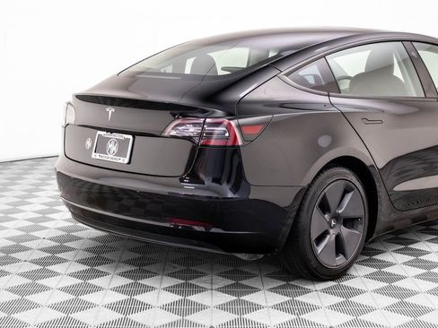 Used 2021 Tesla Model 3 Standard Range Plus image 30