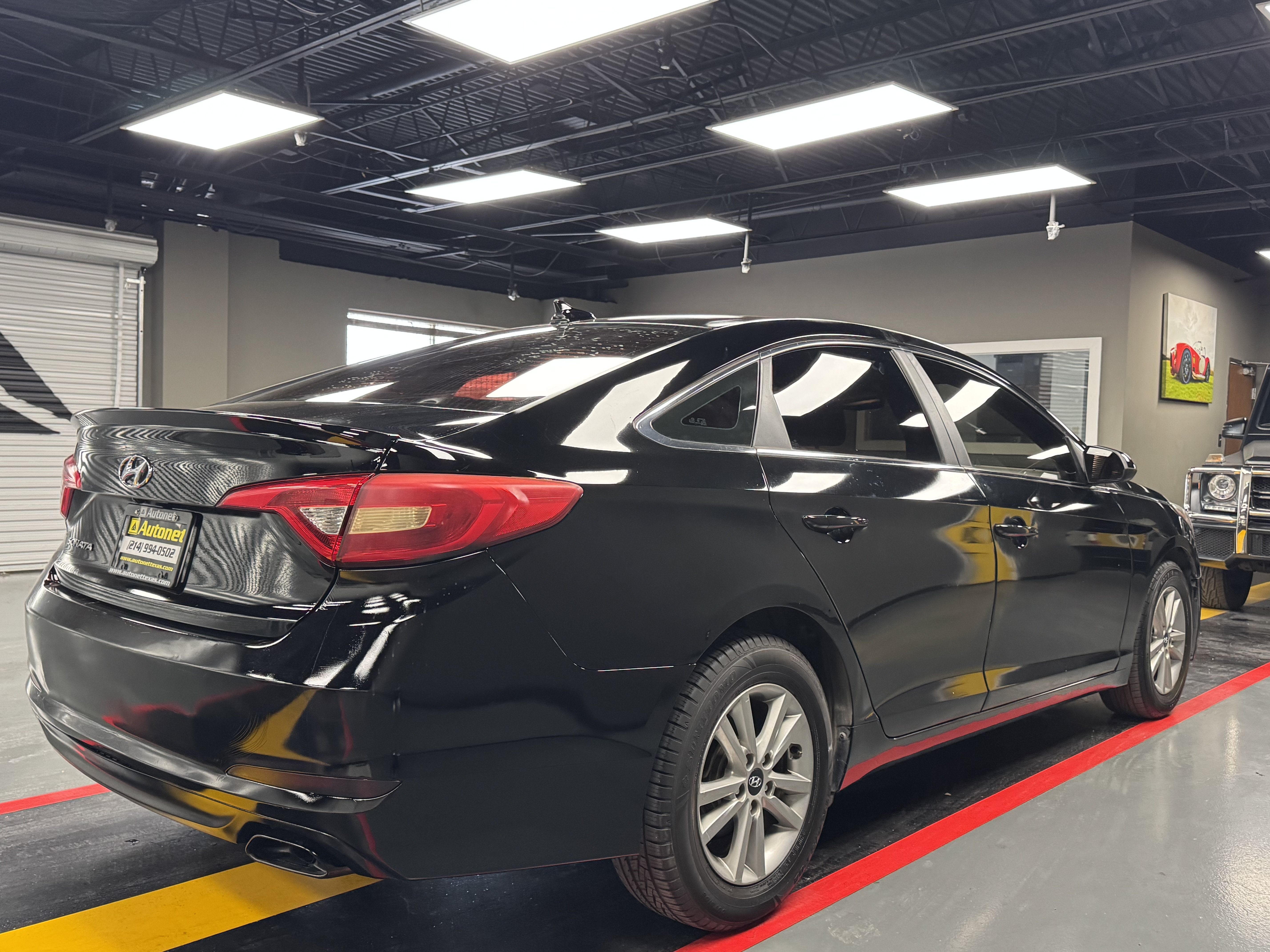 Used 2015 Hyundai Sonata SE w/ Option Group 09 FWD image 6