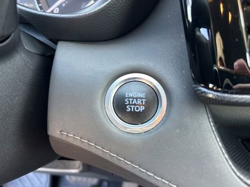 Used 2021 Toyota Highlander XSE image 28