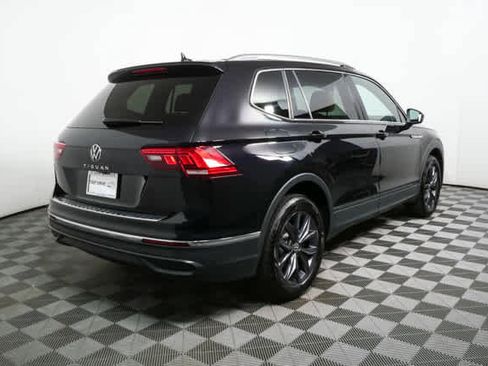 Used 2023 Volkswagen Tiguan SE FWD image 6