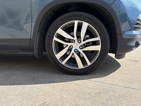 Used 2018 Honda Pilot Elite image 12