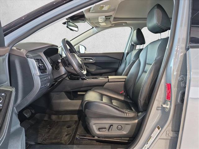Used 2021 Nissan Rogue SL FWD image 13