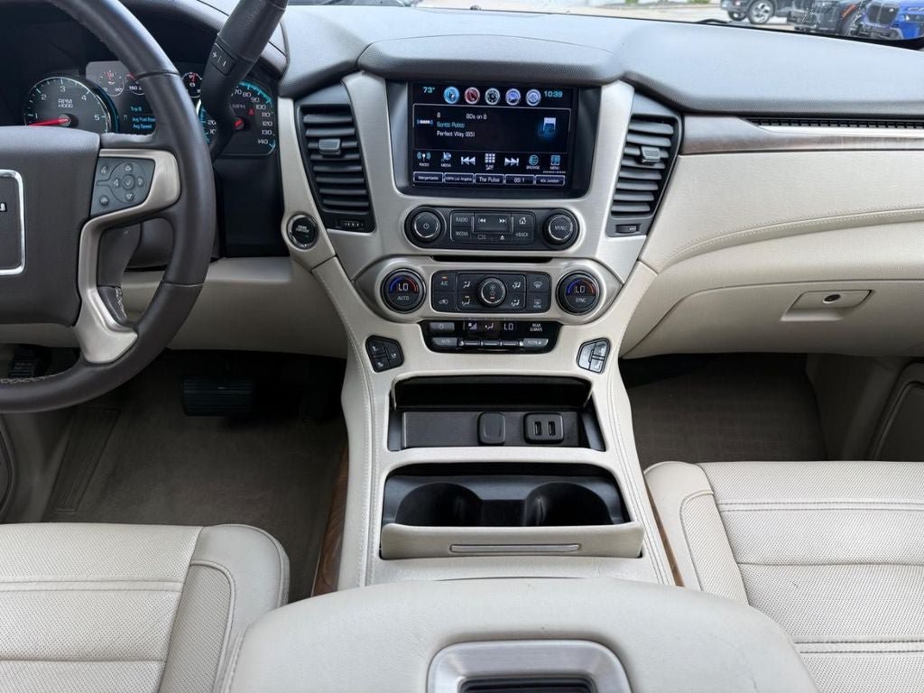 Used 2019 GMC Yukon XL Denali w/ Denali Ultimate Package AWD/4WD image 12
