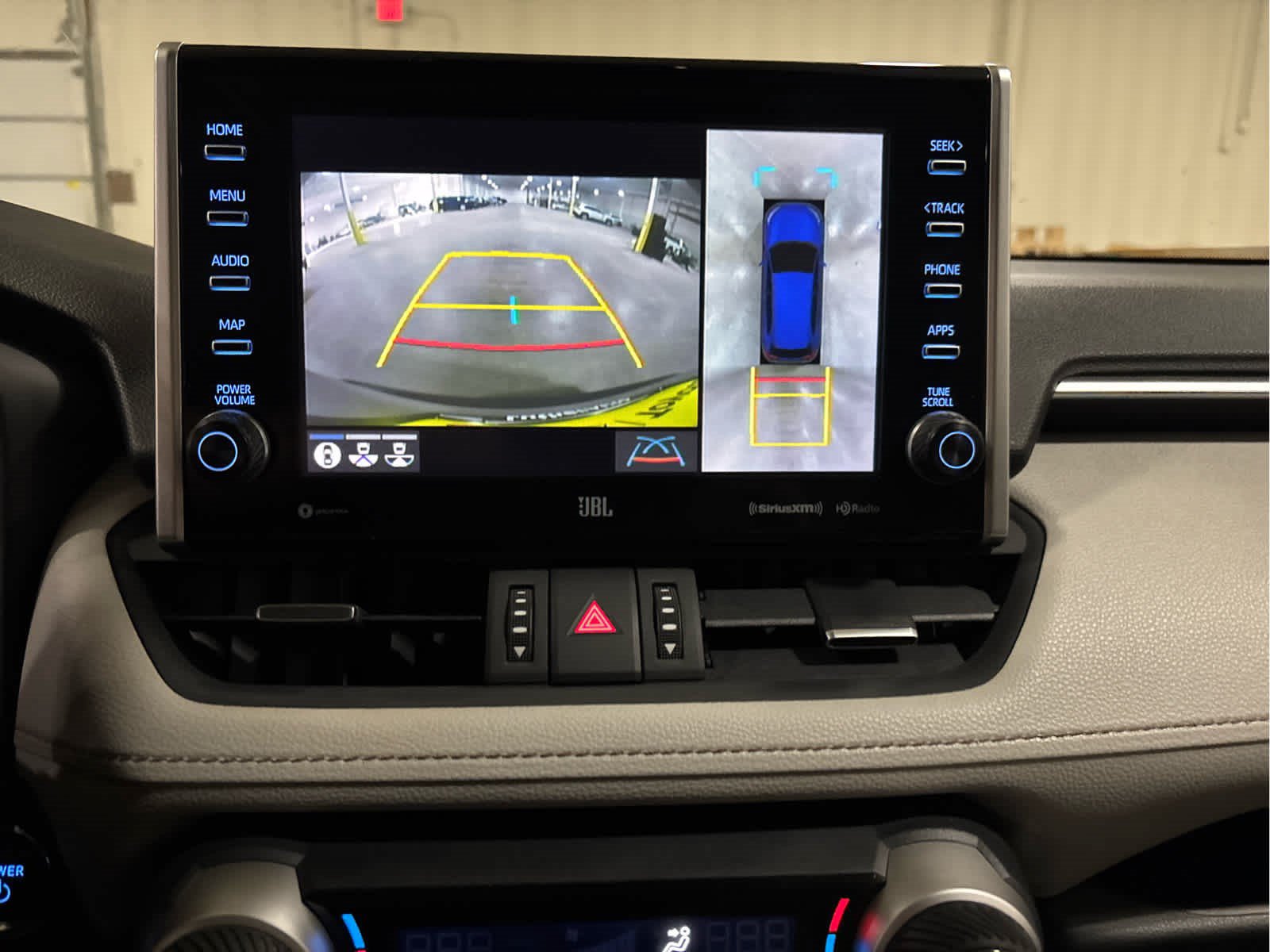 Used 2022 Toyota RAV4 Limited AWD/4WD image 10