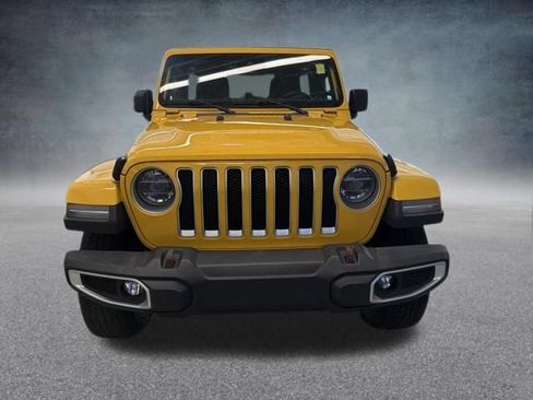 Used 2019 Jeep Wrangler Unlimited Sahara AWD/4WD image 3