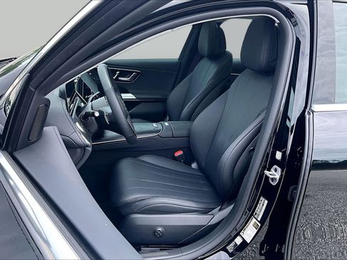 Used 2026 Mercedes-Benz E 450 4MATIC Sedan image 8