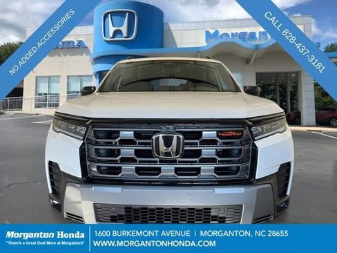 New 2026 Honda Pilot TrailSport image 11