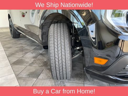 Used 2025 Ford Maverick Lobo AWD/4WD image 16