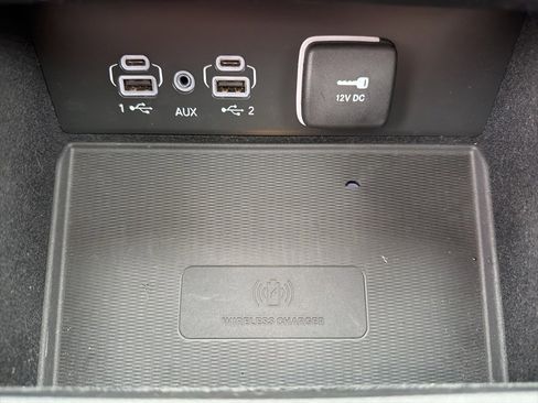 Used 2022 Jeep Grand Cherokee Altitude image 39