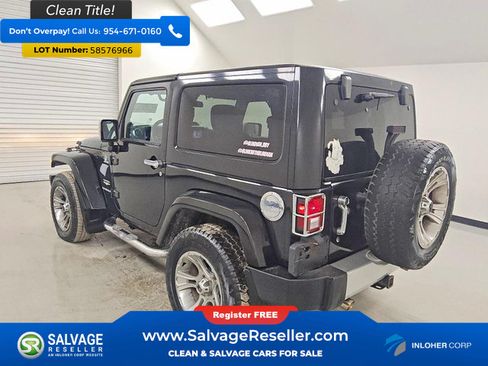 Used 2012 Jeep Wrangler Sahara w/ Connectivity Group AWD/4WD image 3