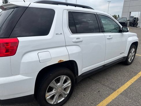 Used 2017 GMC Terrain SLE w/ Technology Package AWD/4WD image 8