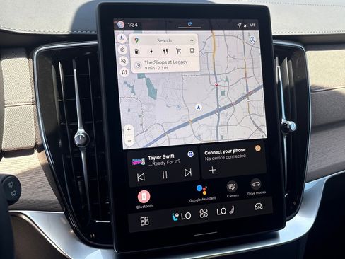 New 2026 Volvo XC90 T8 Ultra w/ Protection Package Premier image 14