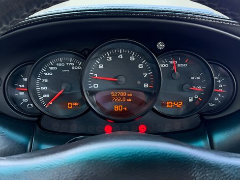 Used 2002 Porsche 911 Carrera RWD image 30