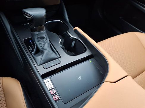 Certified 2023 Lexus ES 350 w/ Premium Package image 14