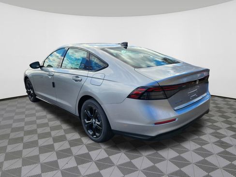 New 2025 Honda Accord SE image 3