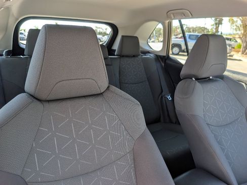 Used 2024 Toyota RAV4 XLE FWD image 3