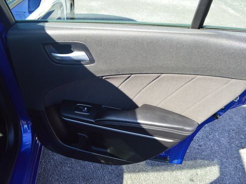 Used 2021 Dodge Charger SXT RWD image 24