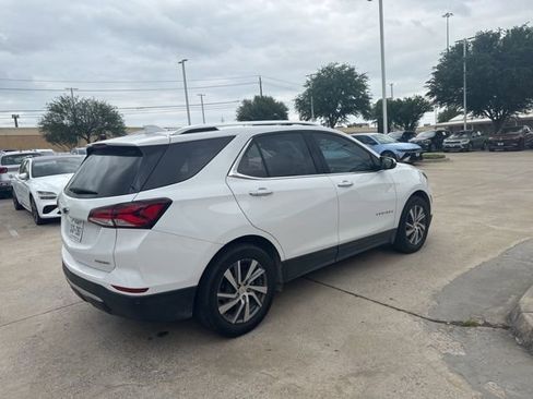 Used 2022 Chevrolet Equinox Premier image 7