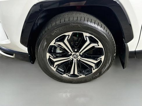Used 2024 Toyota RAV4 XSE w/ Weather Package AWD/4WD image 8