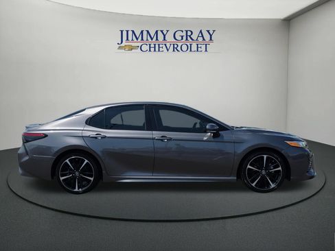 Used 2020 Toyota Camry XSE FWD image 6