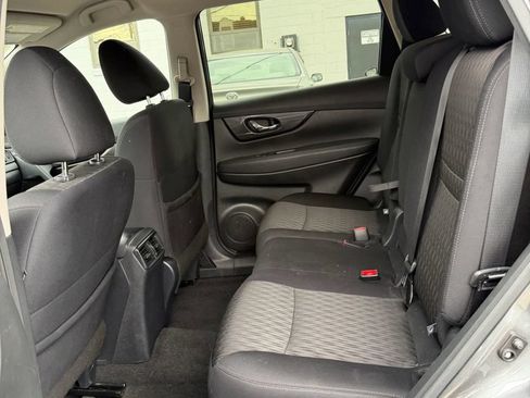 Used 2020 Nissan Rogue SV w/ Premium Package AWD/4WD image 15