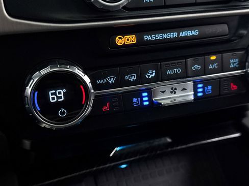 Used 2022 Ford F350 Platinum image 26