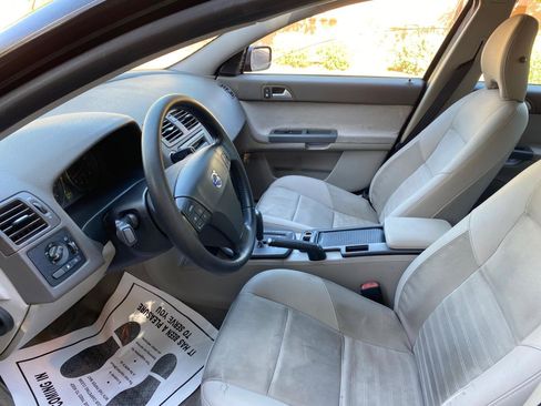 Used 2009 Volvo S40 2.4i image 32