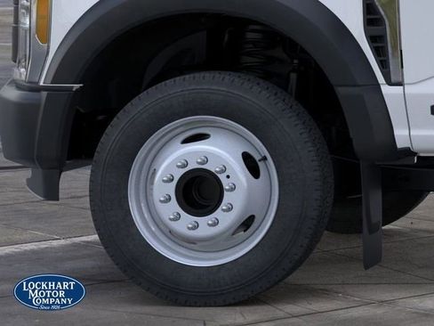New 2025 Ford F450 XL image 19
