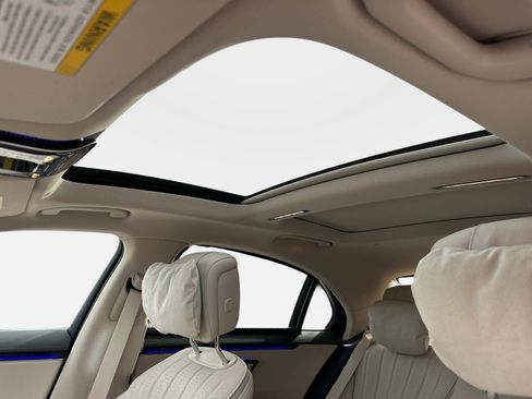 New 2026 Mercedes-Benz S 500 S 500 4MATIC Sedan image 21