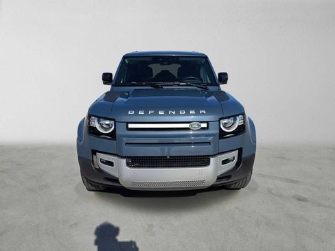Used 2023 Land Rover Defender 110 AWD/4WD image 8