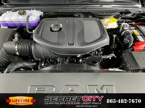 New 2026 RAM 1500 Express AWD/4WD image 34