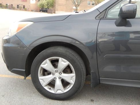 Used 2015 Subaru Forester 2.5i Premium w/ All-Weather Package AWD/4WD image 12