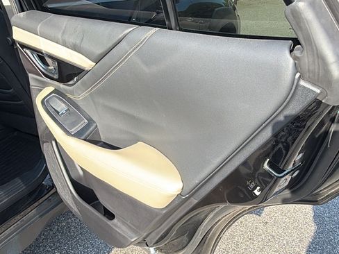 Used 2025 Subaru Outback Limited w/ Popular Package #2 AWD/4WD image 21