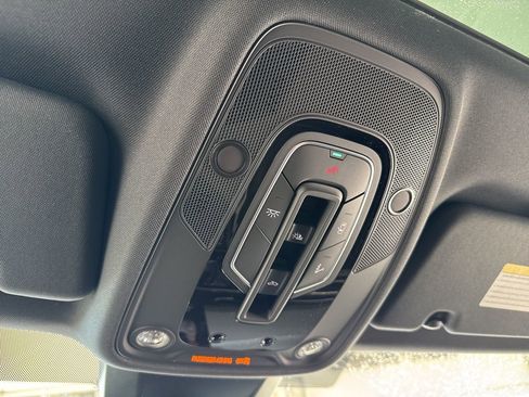 New 2026 Audi Q8 Premium Plus image 33