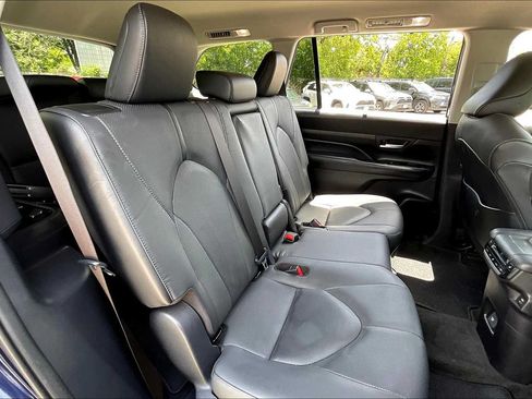Used 2024 Toyota Grand Highlander FWD image 20