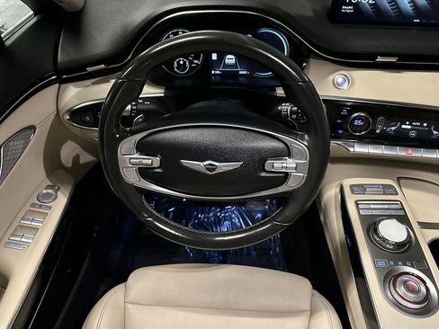 Used 2023 Genesis GV70 2.5T image 15