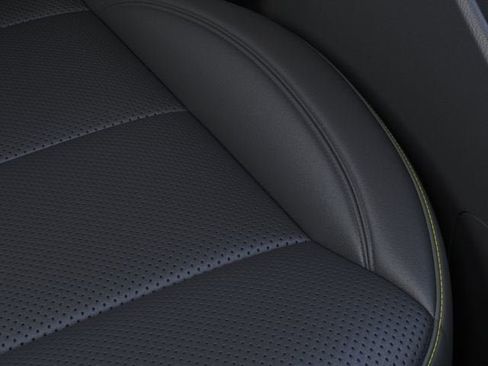 New 2026 Chevrolet Trax ACTIV w/ Sunroof Package FWD image 21