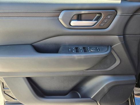 New 2026 Nissan Armada SL RWD image 10