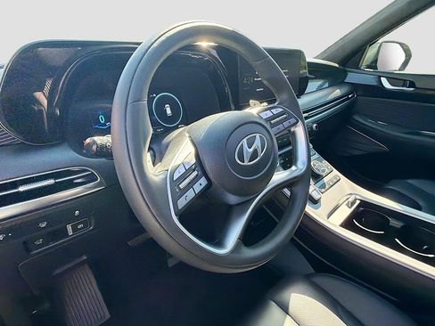 Used 2023 Hyundai Palisade Calligraphy image 11