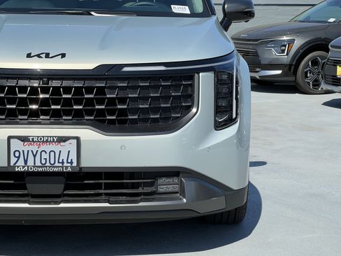 Certified 2026 Kia Carnival SX Prestige image 13