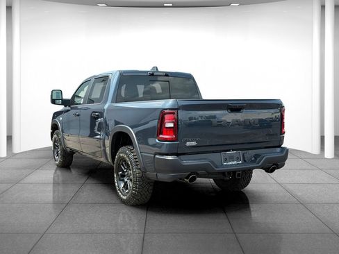 Used 2022 RAM 2500 Laramie AWD/4WD image 5