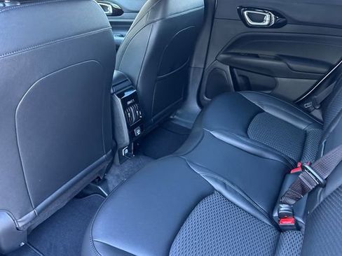 New 2026 Jeep Compass Latitude image 12