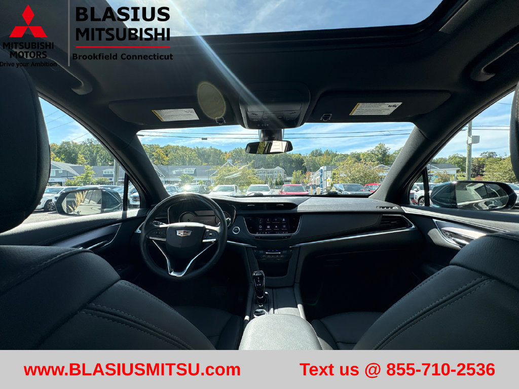 Used 2024 Cadillac XT6 Luxury AWD/4WD image 34