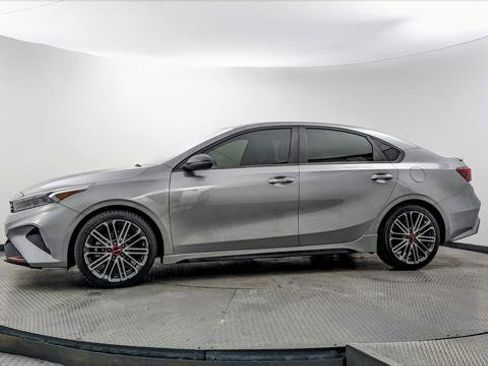 Used 2022 Kia Forte GT FWD image 3