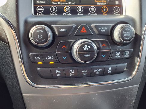 Used 2018 Jeep Grand Cherokee Altitude image 8