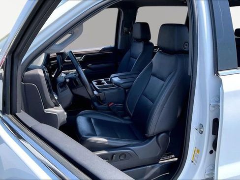 Used 2024 GMC Sierra 1500 SLT image 15