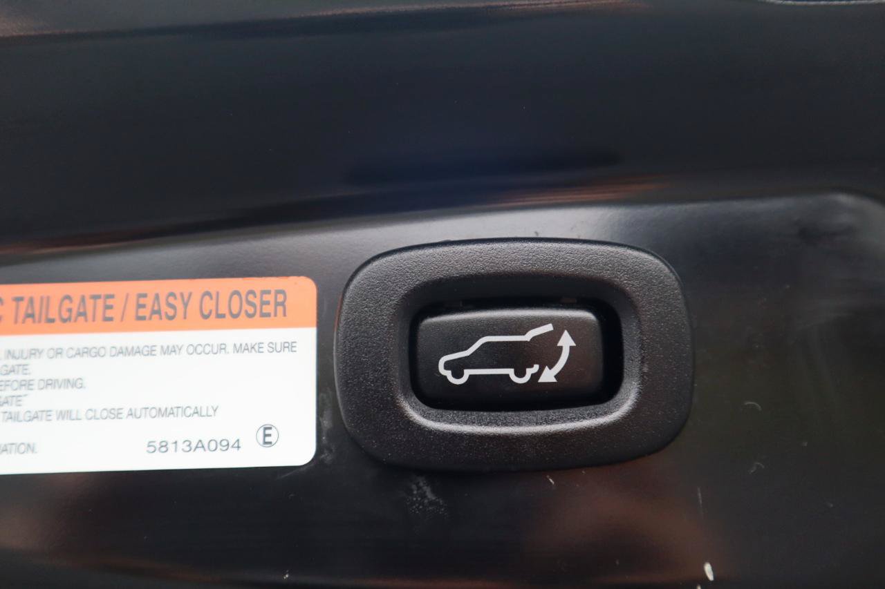 Used 2019 Mitsubishi Outlander SEL AWD/4WD image 46