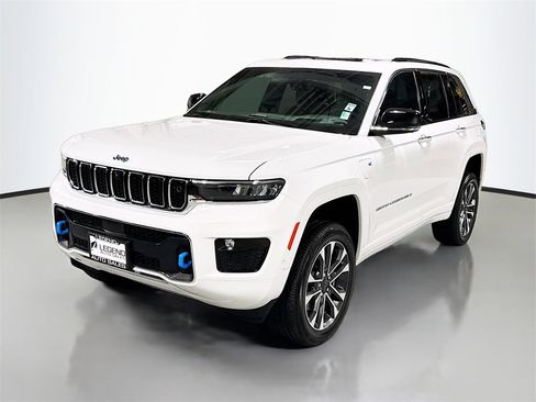 Used 2023 Jeep Grand Cherokee Overland w/ Advanced Protech Group III image 1